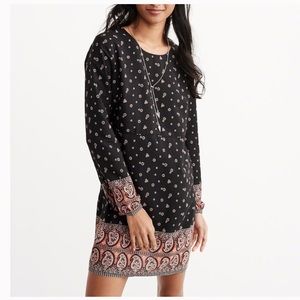 Abercrombie & Fitch Long Sleeve Paisley Boho Dress